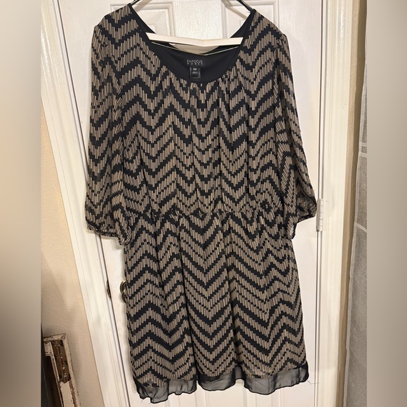 Express Chevron Patterned Blouse - Black and Tan - Picture 1 of 2